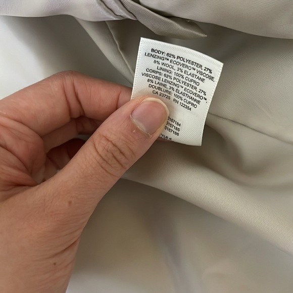 Aritzia Sophia blazer - Picture 4 of 4